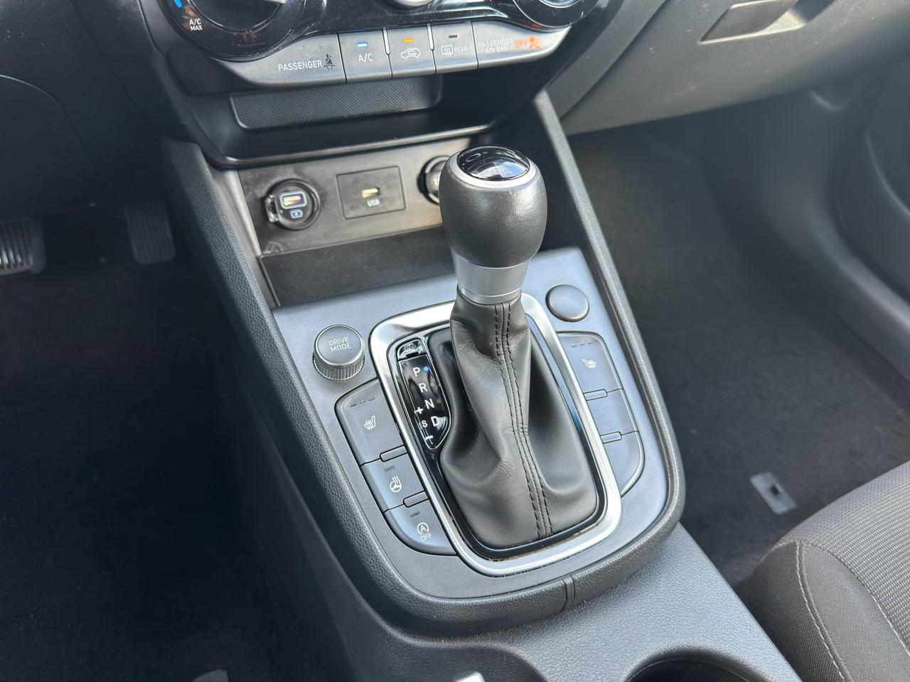2023 Hyundai KONA Preferred | Lane Departure Warning | Blind Sport Monitor | Cross-Traffic Alert Photo