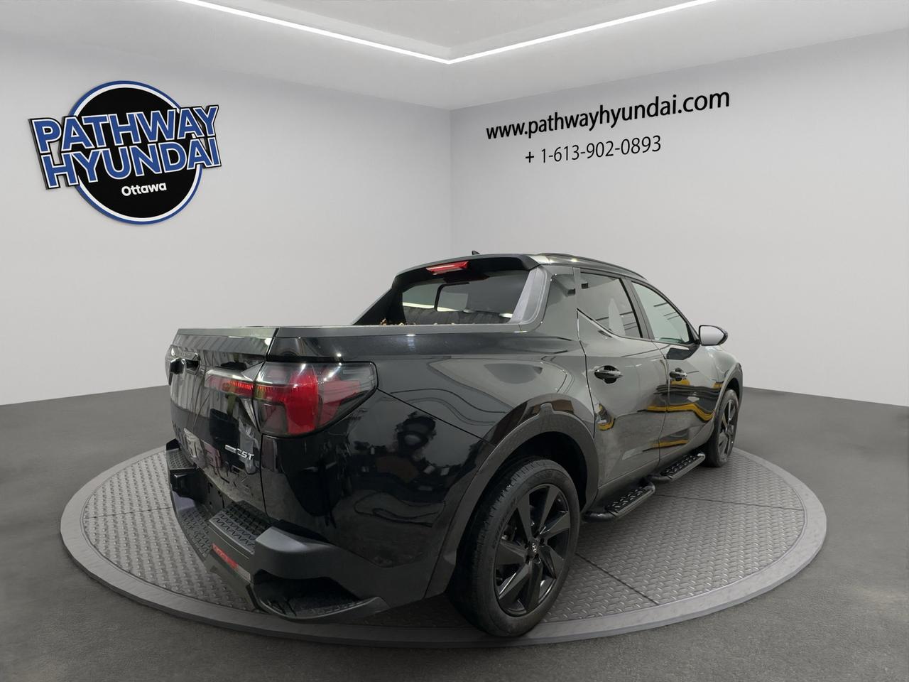 2024 Hyundai Santa Cruz Ultimate | Blind Spot Monitor | Lane Departure Warning | Lane Keeping Assist |  Sunroof | Photo