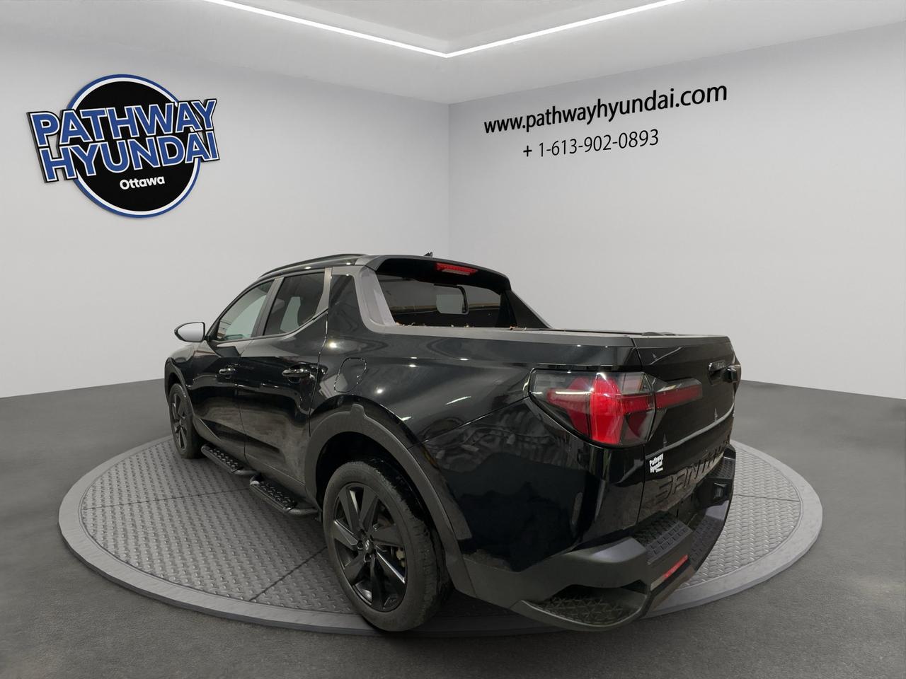 2024 Hyundai Santa Cruz Ultimate | Blind Spot Monitor | Lane Departure Warning | Lane Keeping Assist |  Sunroof | Photo