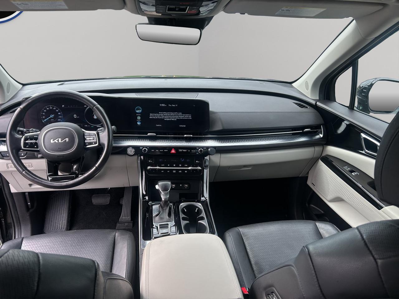 2024 Kia Carnival SX | Sliding Side Doors | Adaptive Cruise Control | Lane Keep Assist |  Heated Seats & Wheel | Photo