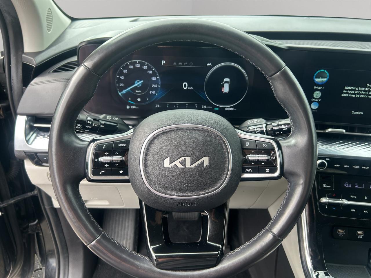 2024 Kia Carnival SX | Sliding Side Doors | Adaptive Cruise Control | Lane Keep Assist |  Heated Seats & Wheel | Photo