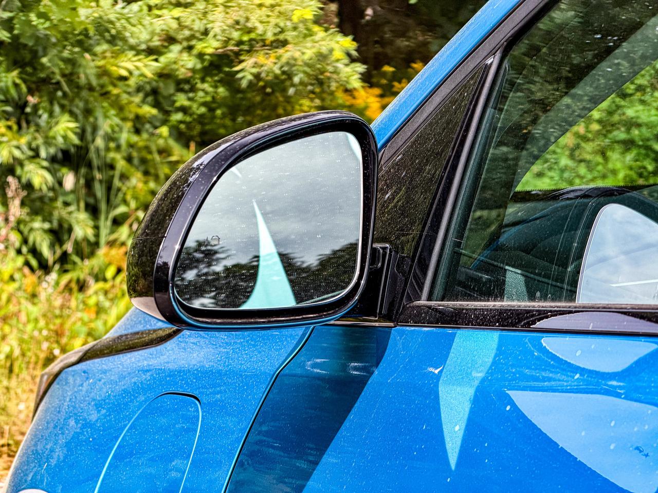 2027 Chevrolet Bolt LT Photo