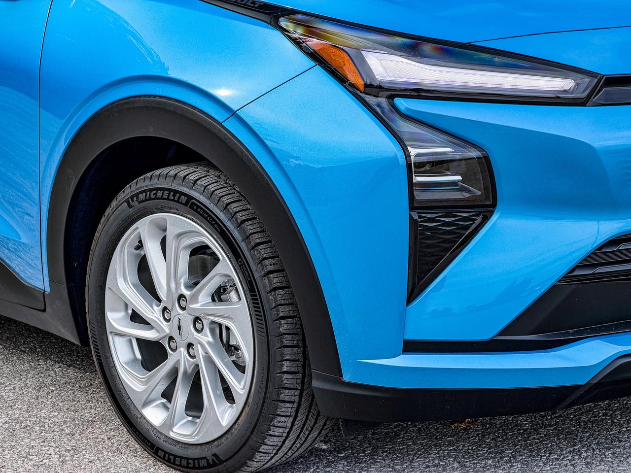 2027 Chevrolet Bolt LT Photo