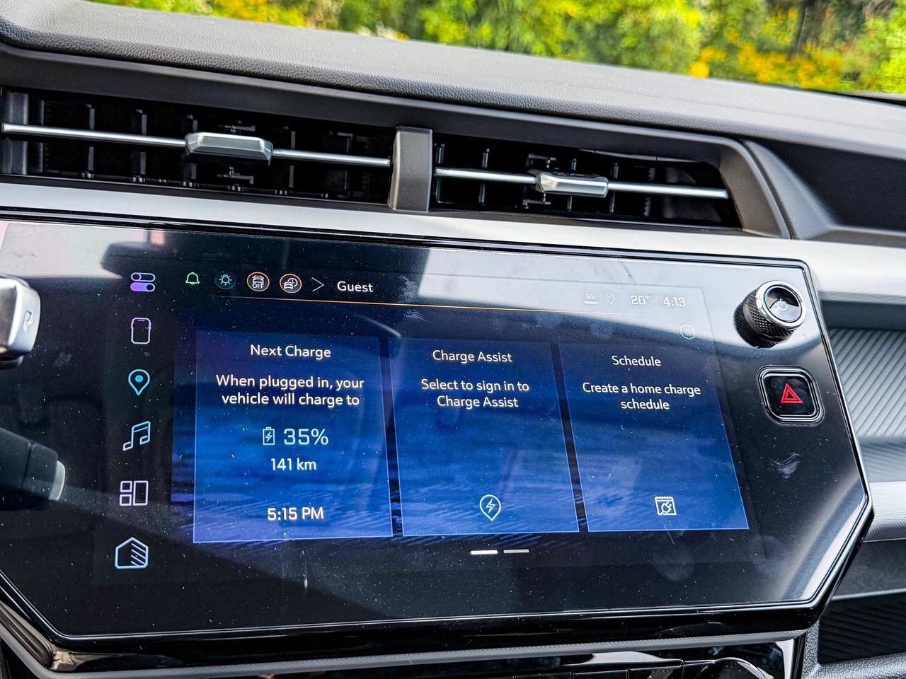 2027 Chevrolet Bolt LT Photo