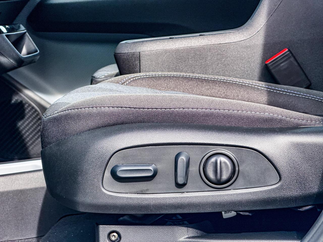 2027 Chevrolet Bolt LT Photo