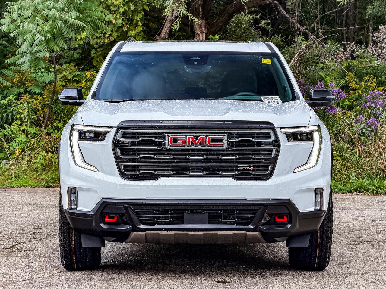 2027 GMC Acadia AT4 Photo