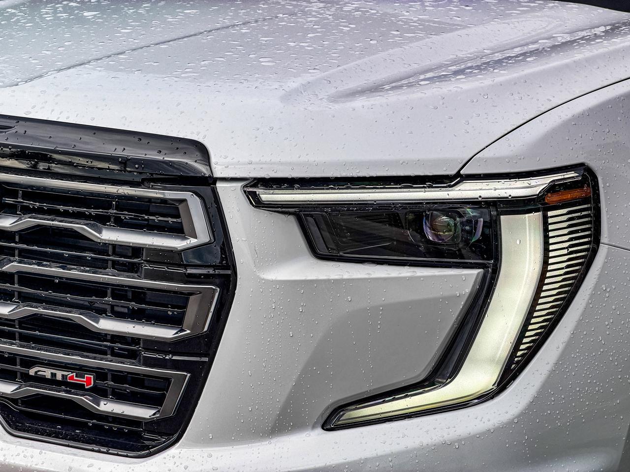 2027 GMC Acadia AT4 Photo