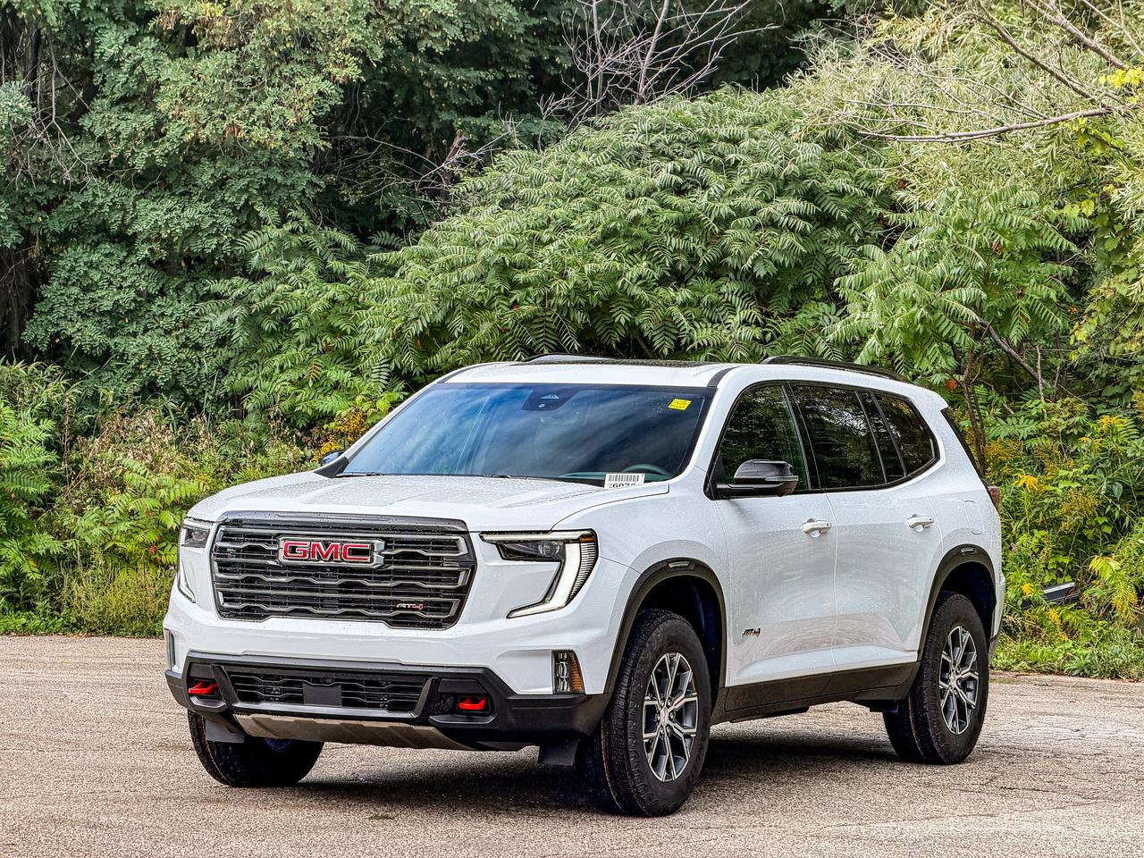 2027 GMC Acadia AT4 Photo