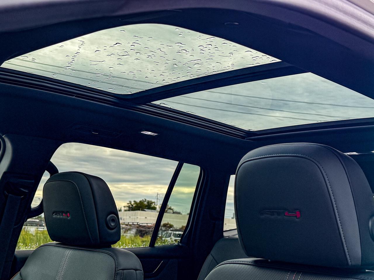 2027 GMC Acadia AT4 Photo