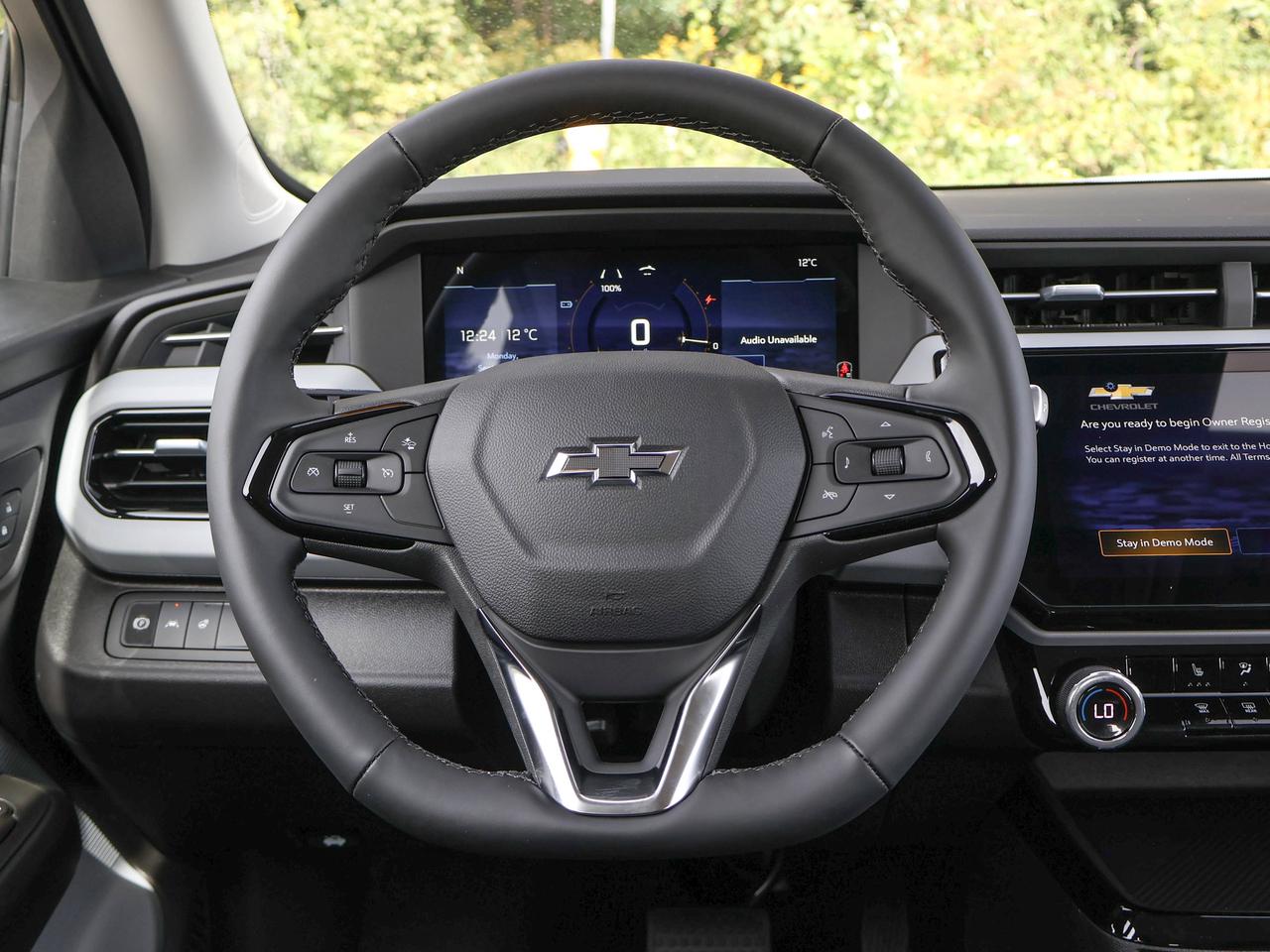 2027 Chevrolet Bolt LT Photo