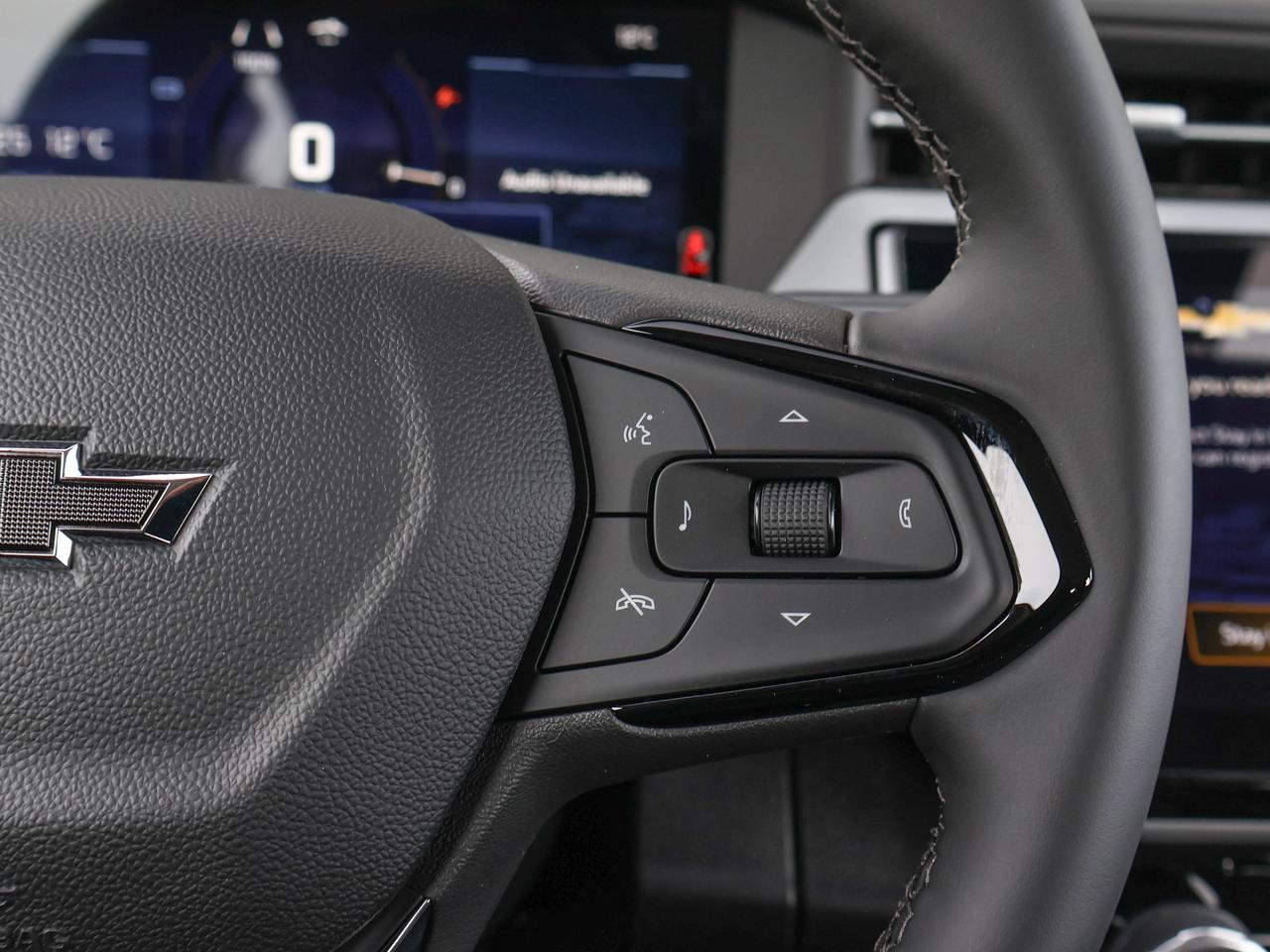 2027 Chevrolet Bolt LT Photo