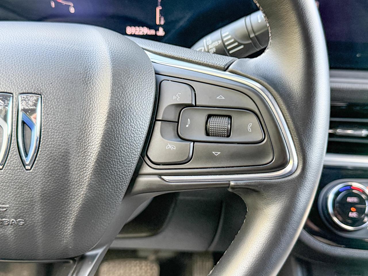 2024 Buick Envista Sport Touring Photo