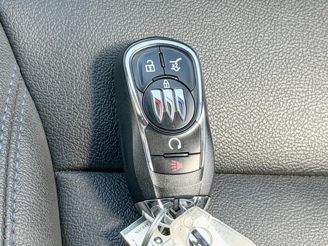 2024 Buick Envista Sport Touring Photo