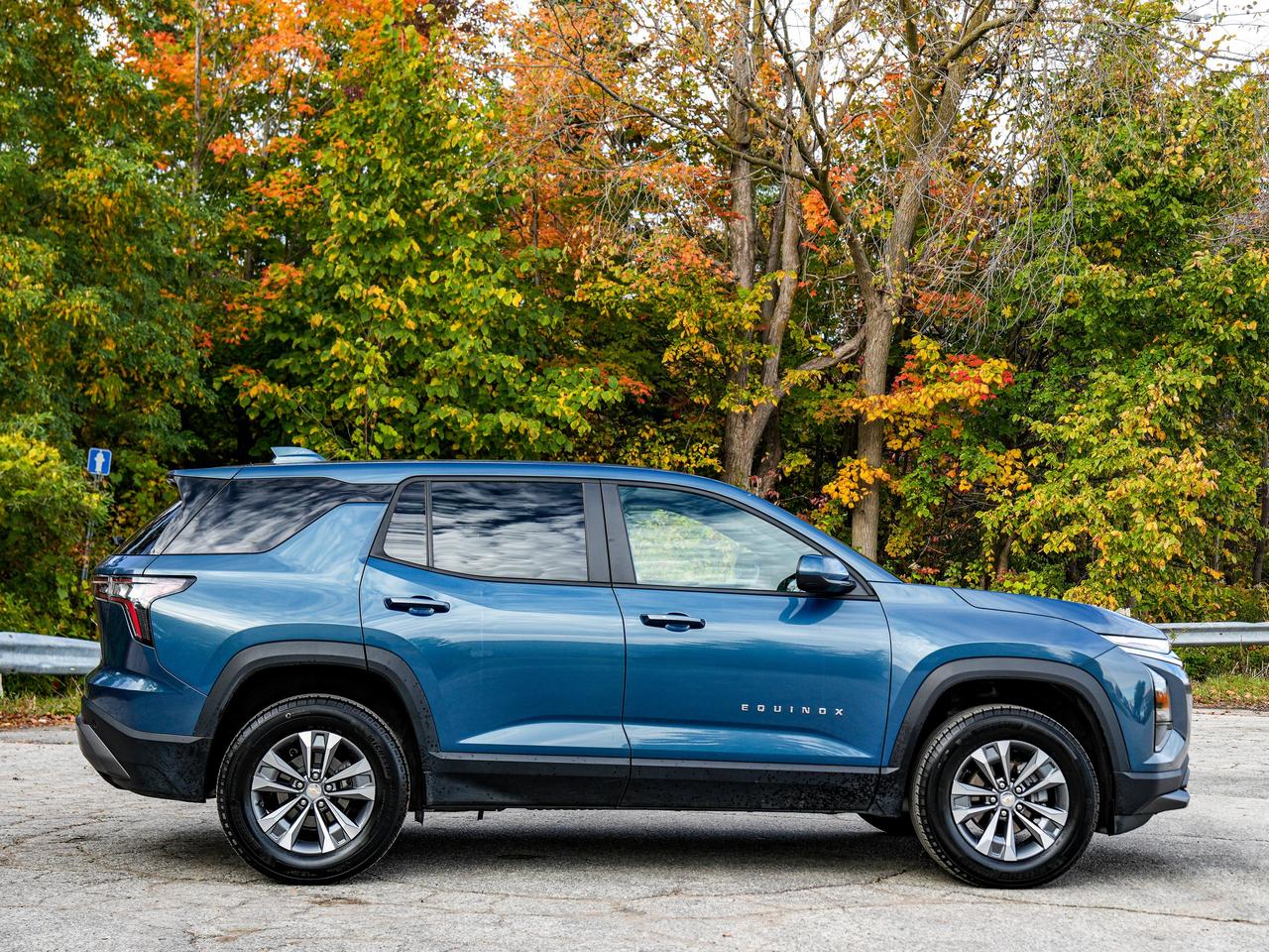 2026 Chevrolet Equinox AWD LT Photo