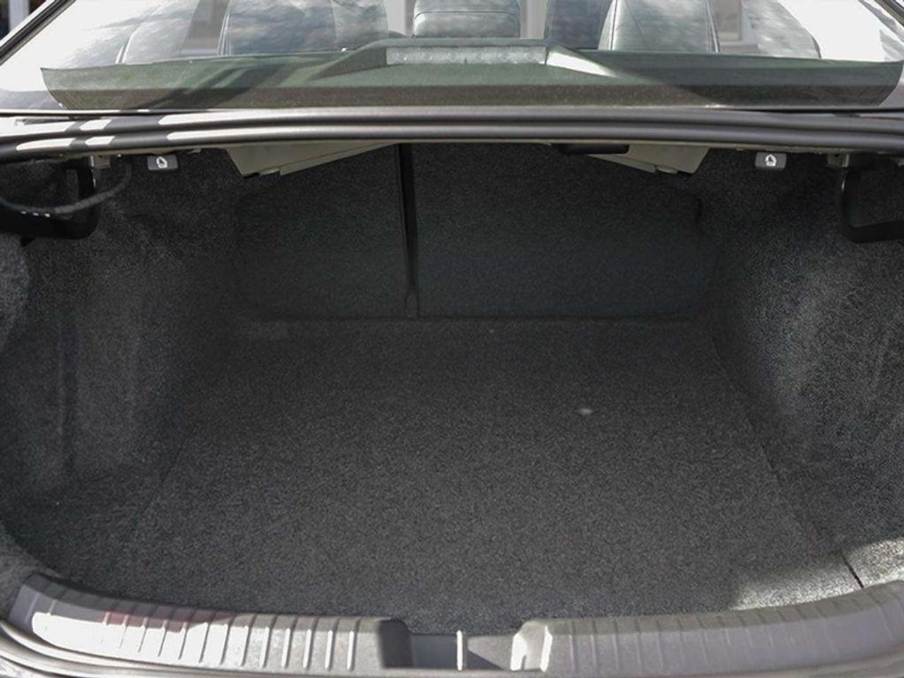 2027 Volkswagen Jetta Comfortline  - Sport Package Photo