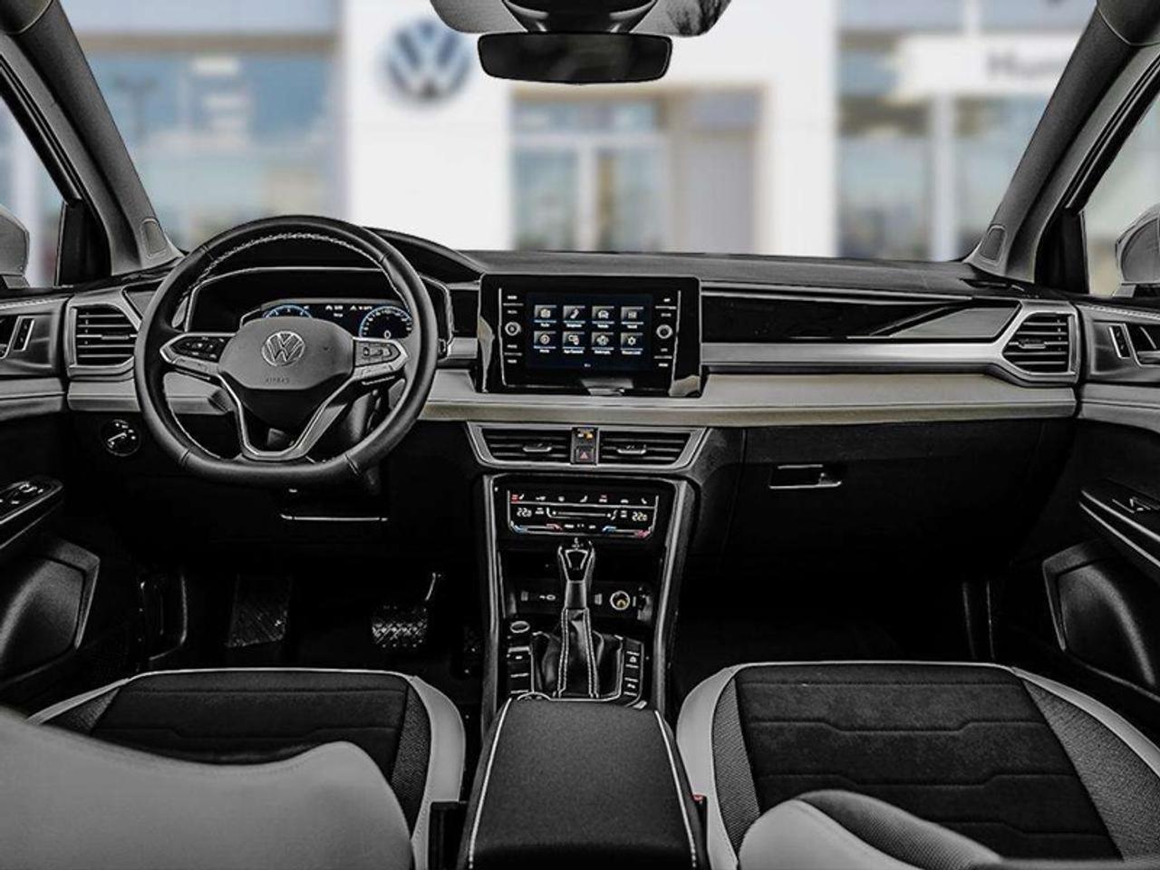 2027 Volkswagen Taos Comfortline 4MOTION  - Sunroof Photo