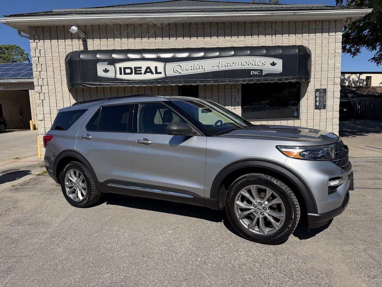 2020 Ford Explorer XLT - Photo #1