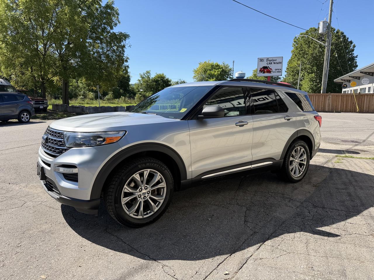 2020 Ford Explorer XLT Photo