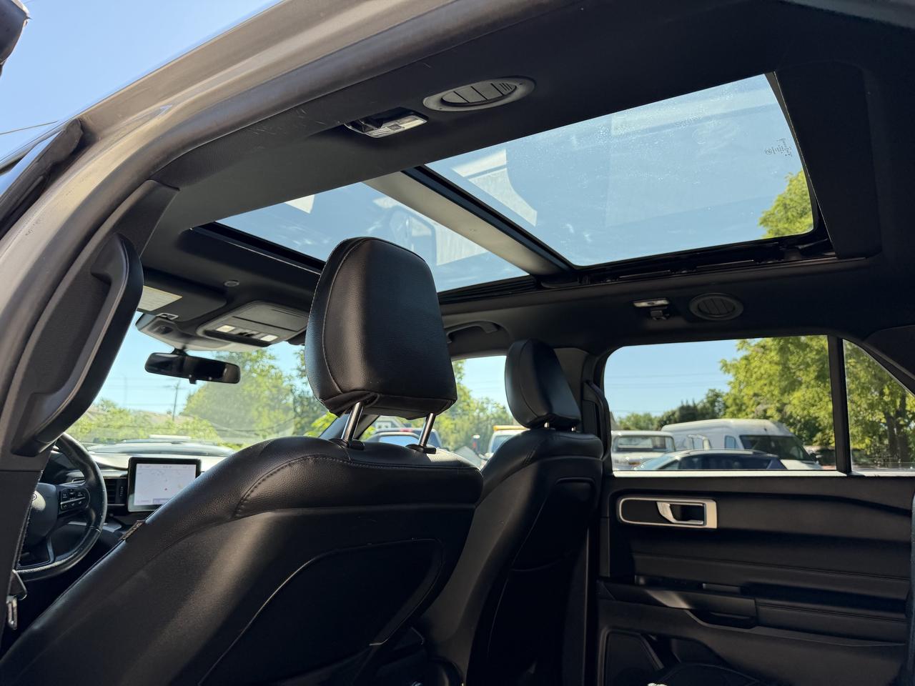2020 Ford Explorer XLT Photo