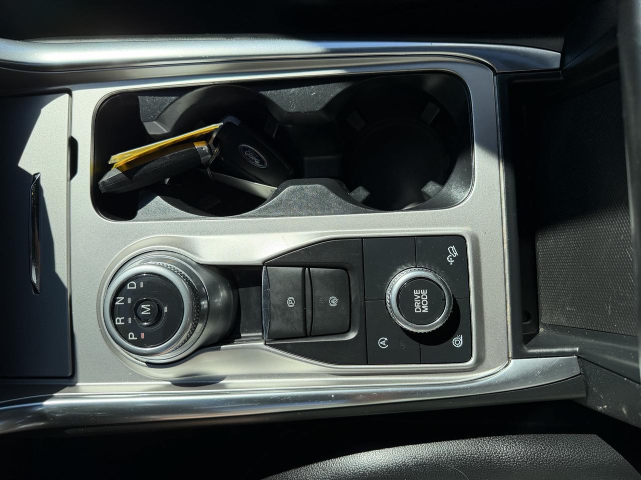 2020 Ford Explorer XLT Photo