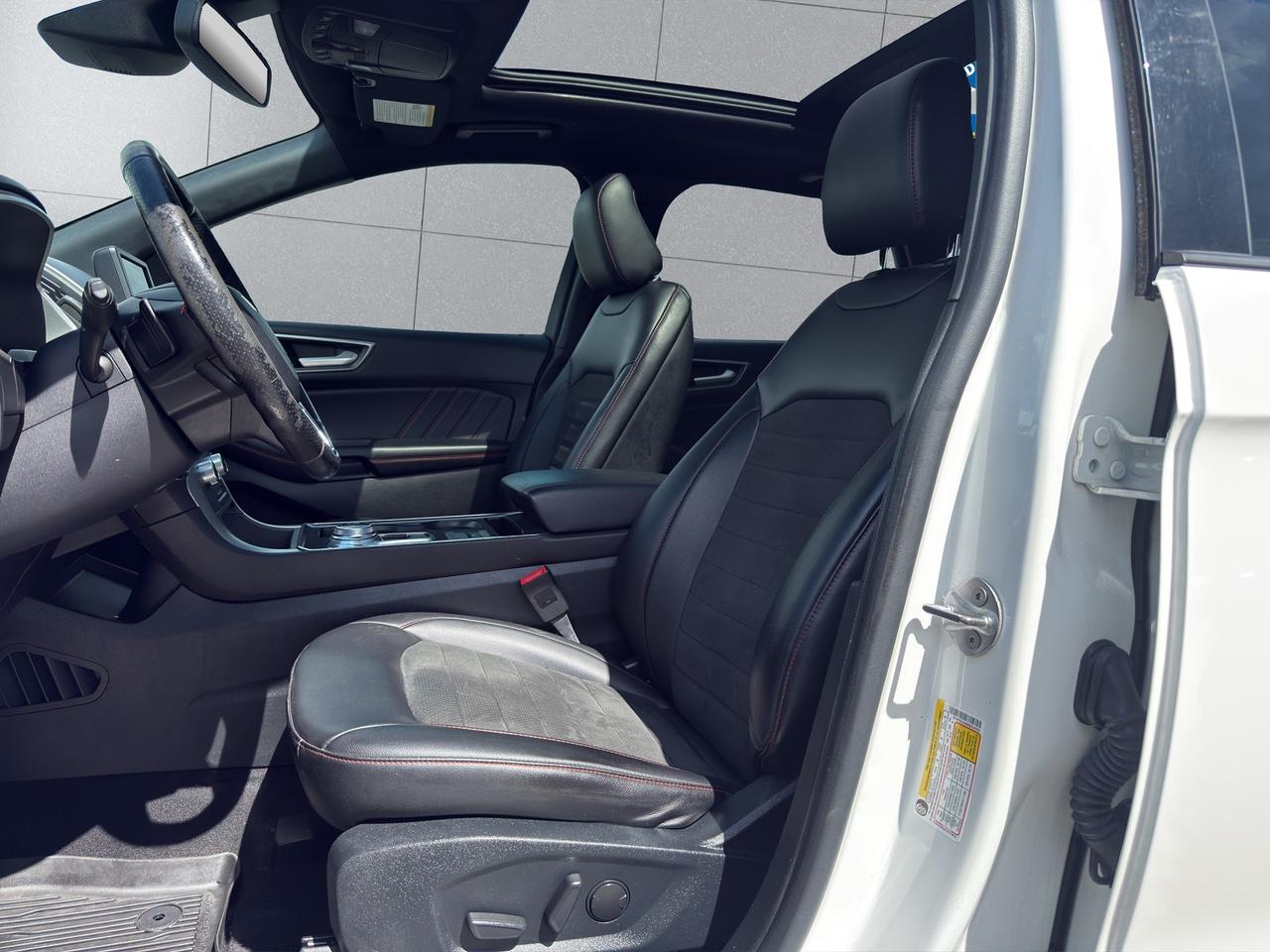 2021 Ford Edge ST Line Photo
