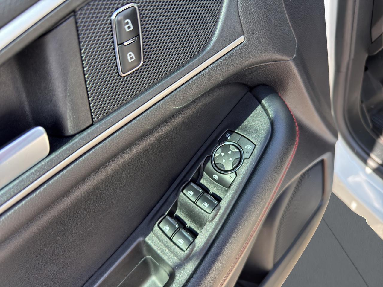 2021 Ford Edge ST Line Photo