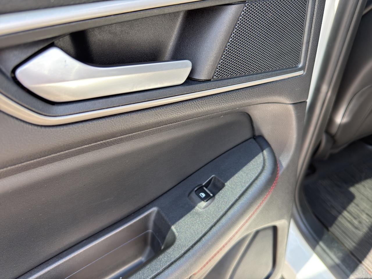 2021 Ford Edge ST Line Photo