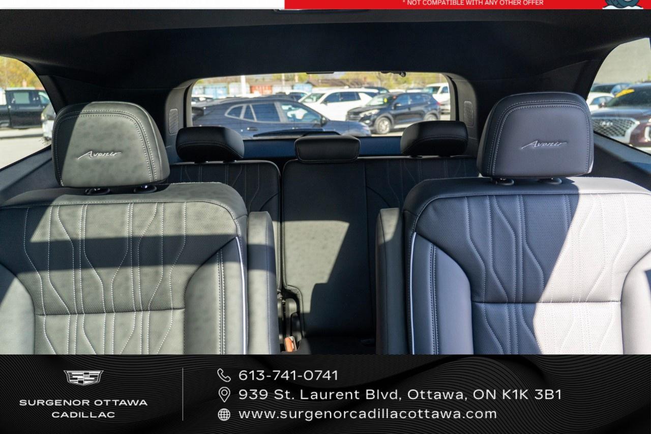 2027 Buick Enclave AWD 4dr Avenir Photo