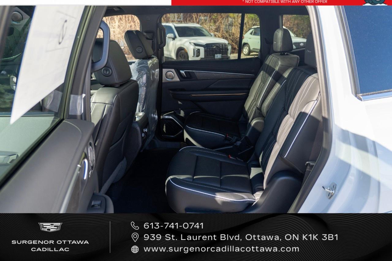 2027 Buick Enclave AWD 4dr Avenir Photo