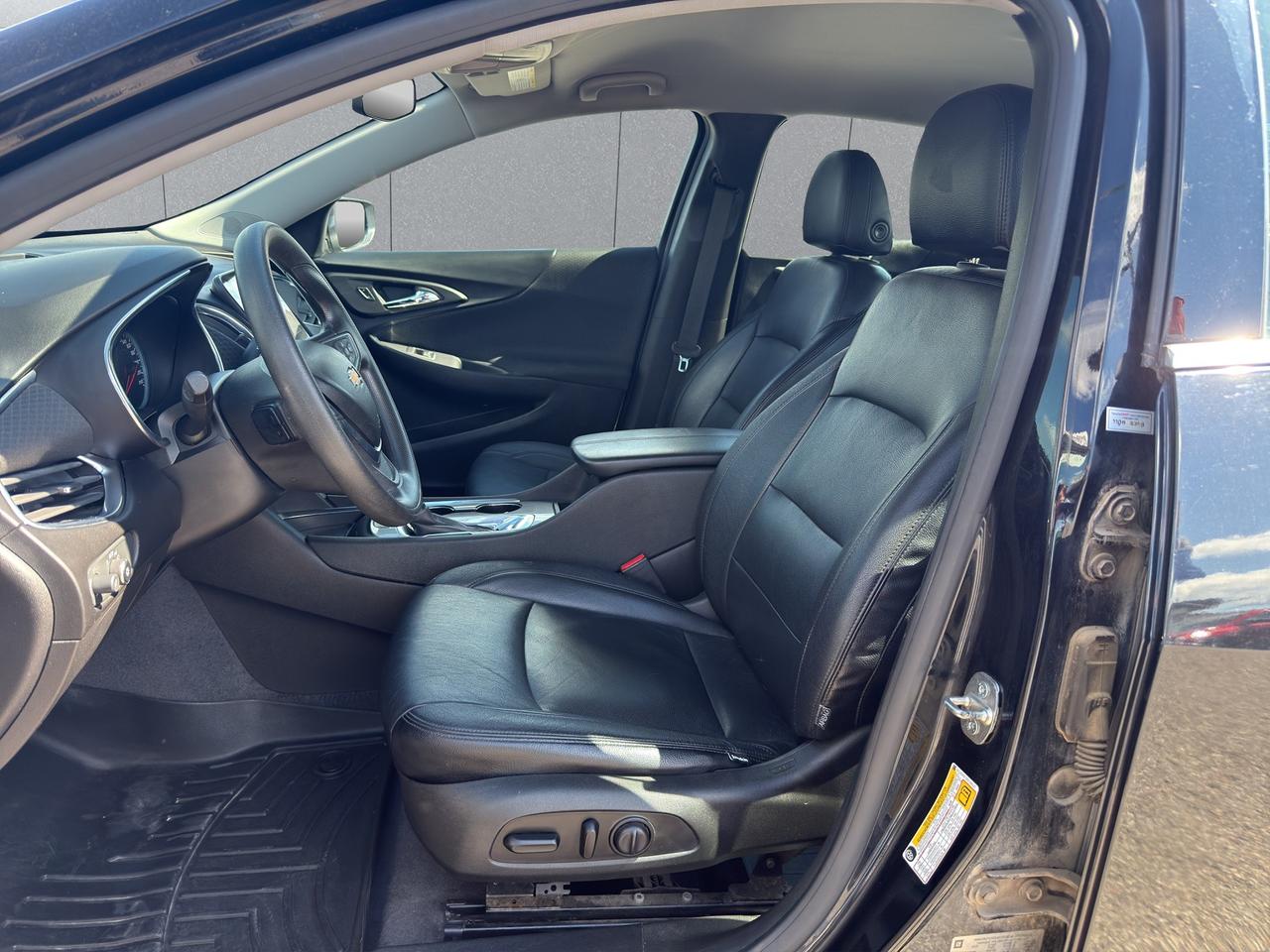 2019 Chevrolet Malibu LT Photo