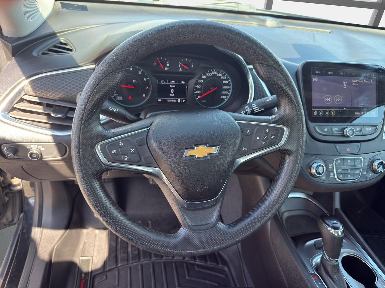 2019 Chevrolet Malibu LT Photo