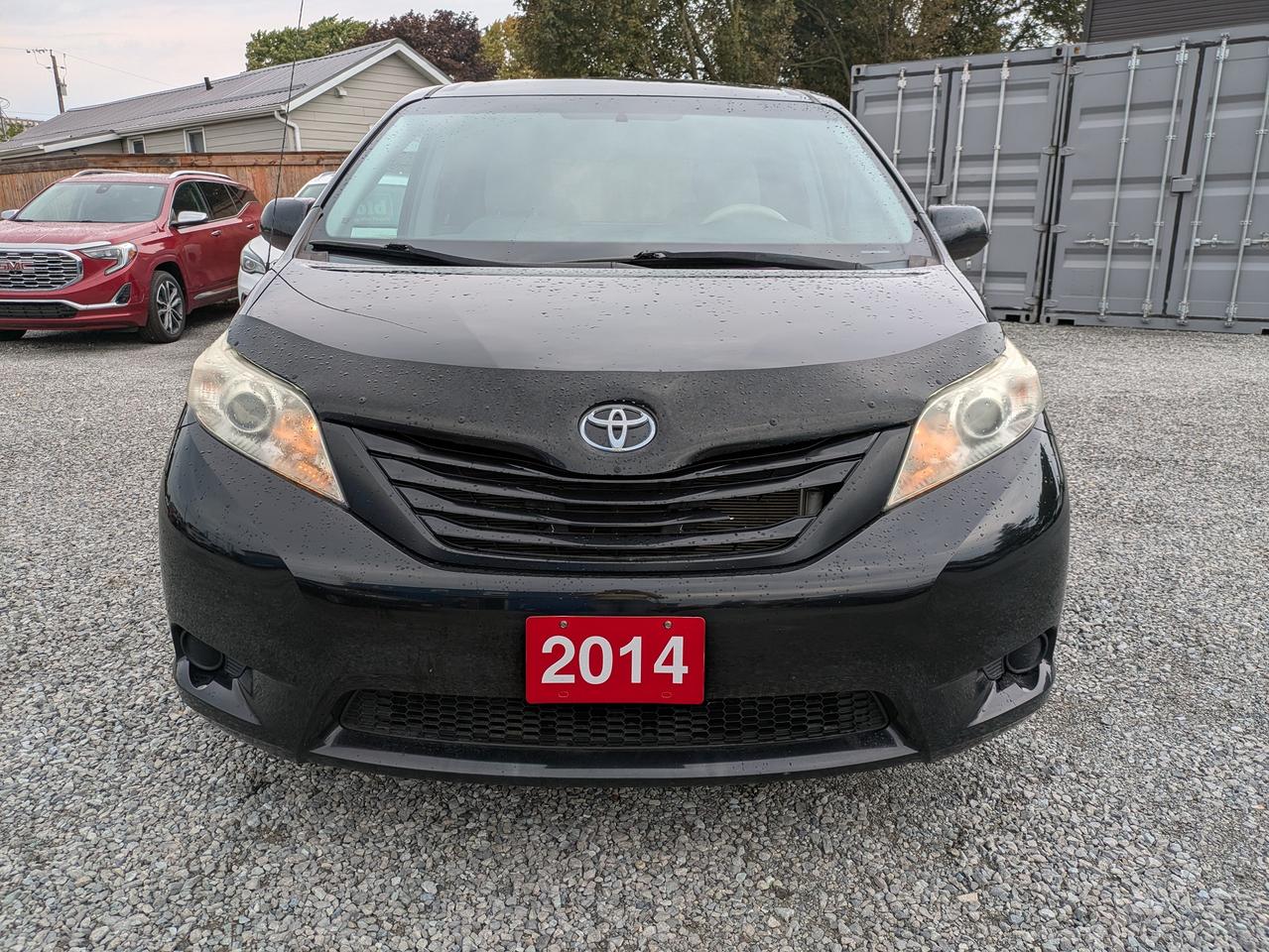 2014 Toyota Sienna 5DR 7-PASS FWD Photo