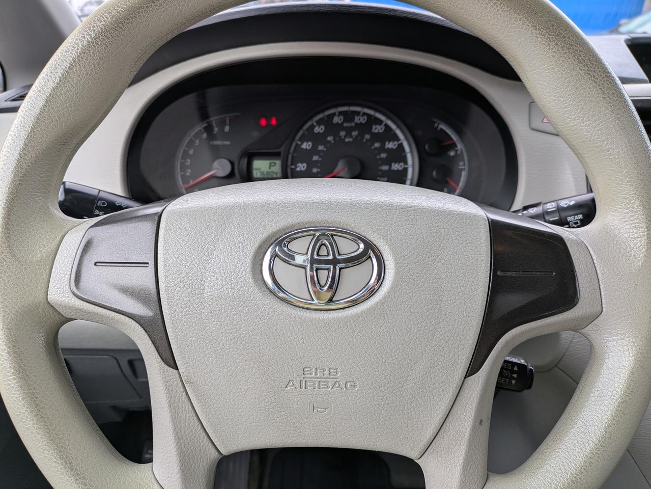 2014 Toyota Sienna 5DR 7-PASS FWD Photo