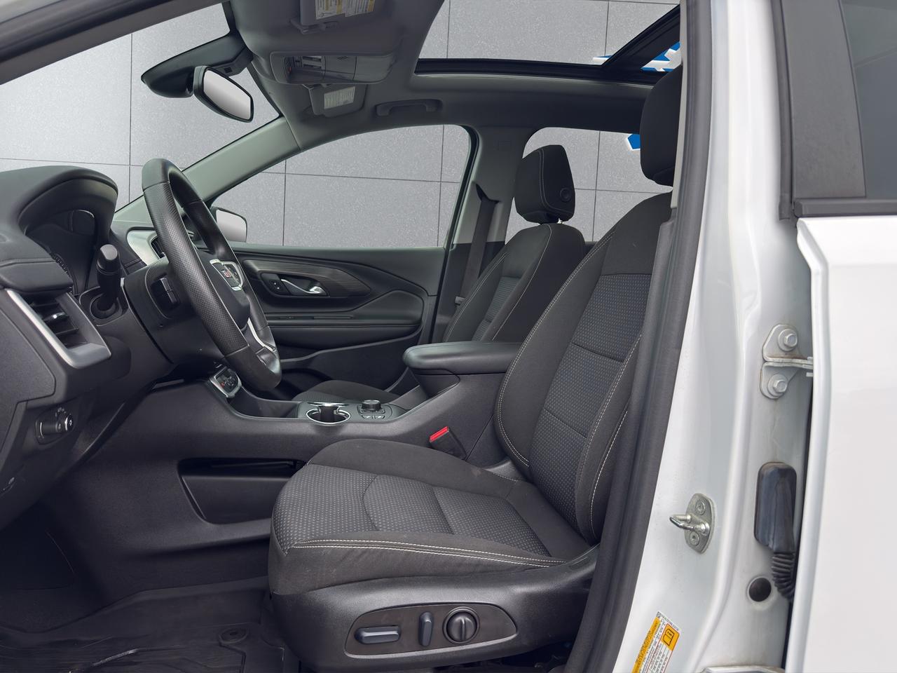 2022 GMC Terrain SLE Photo