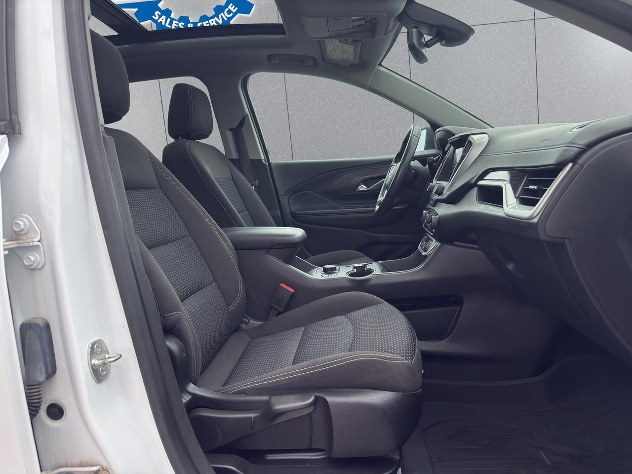 2022 GMC Terrain SLE Photo
