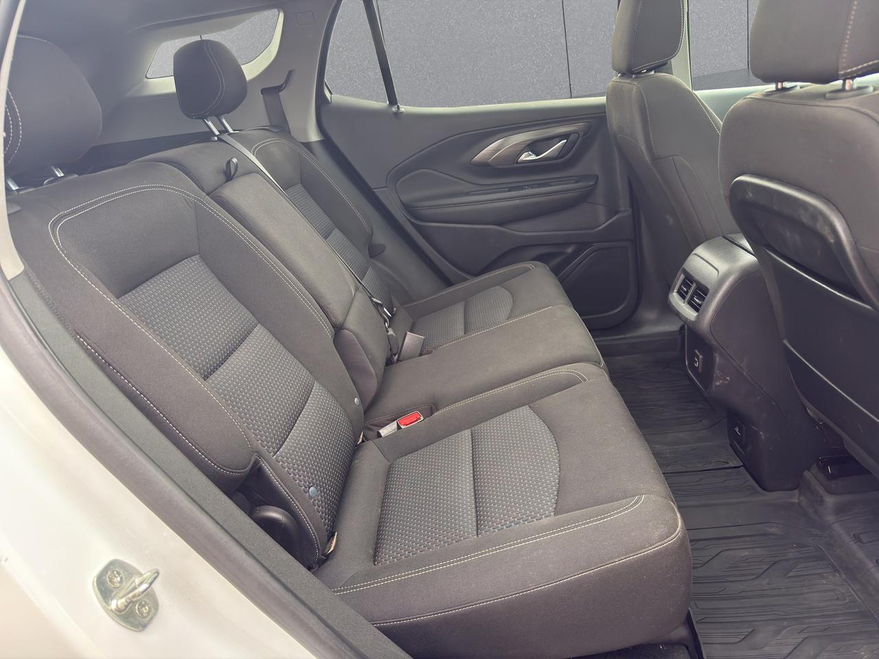 2022 GMC Terrain SLE Photo