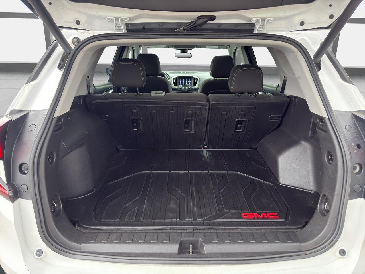 2022 GMC Terrain SLE Photo