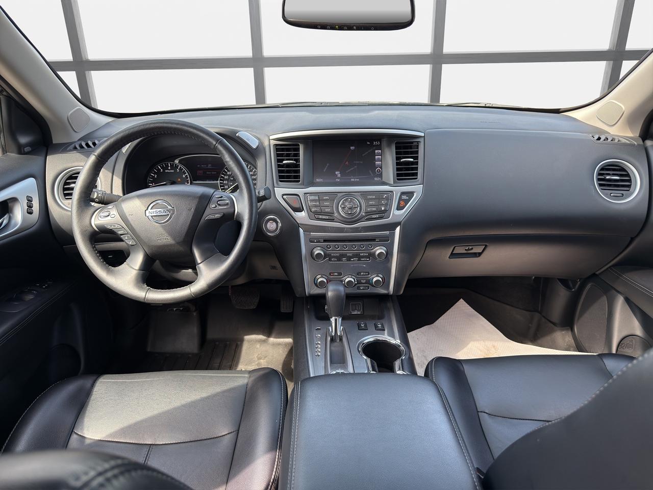 2020 Nissan Pathfinder SL PREMIUM Photo