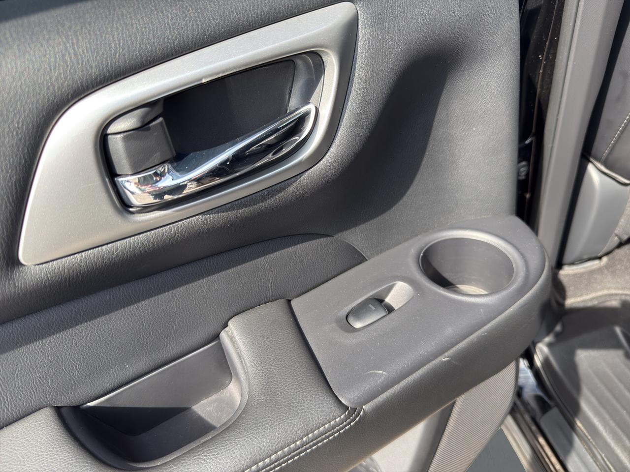 2020 Nissan Pathfinder SL PREMIUM Photo