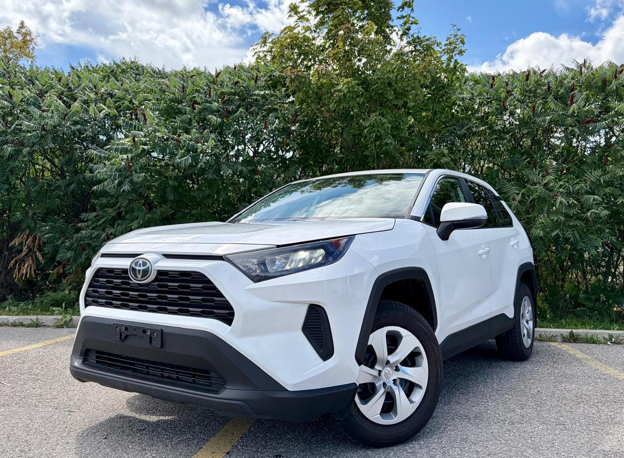 2022 Toyota RAV4 LE AWD