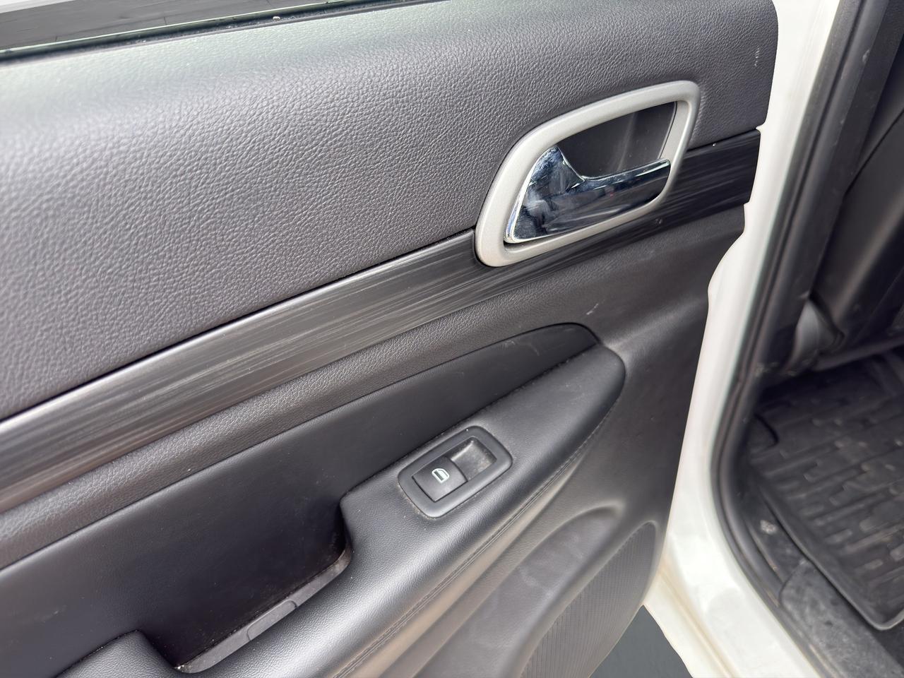 2019 Jeep Grand Cherokee Altitude Photo