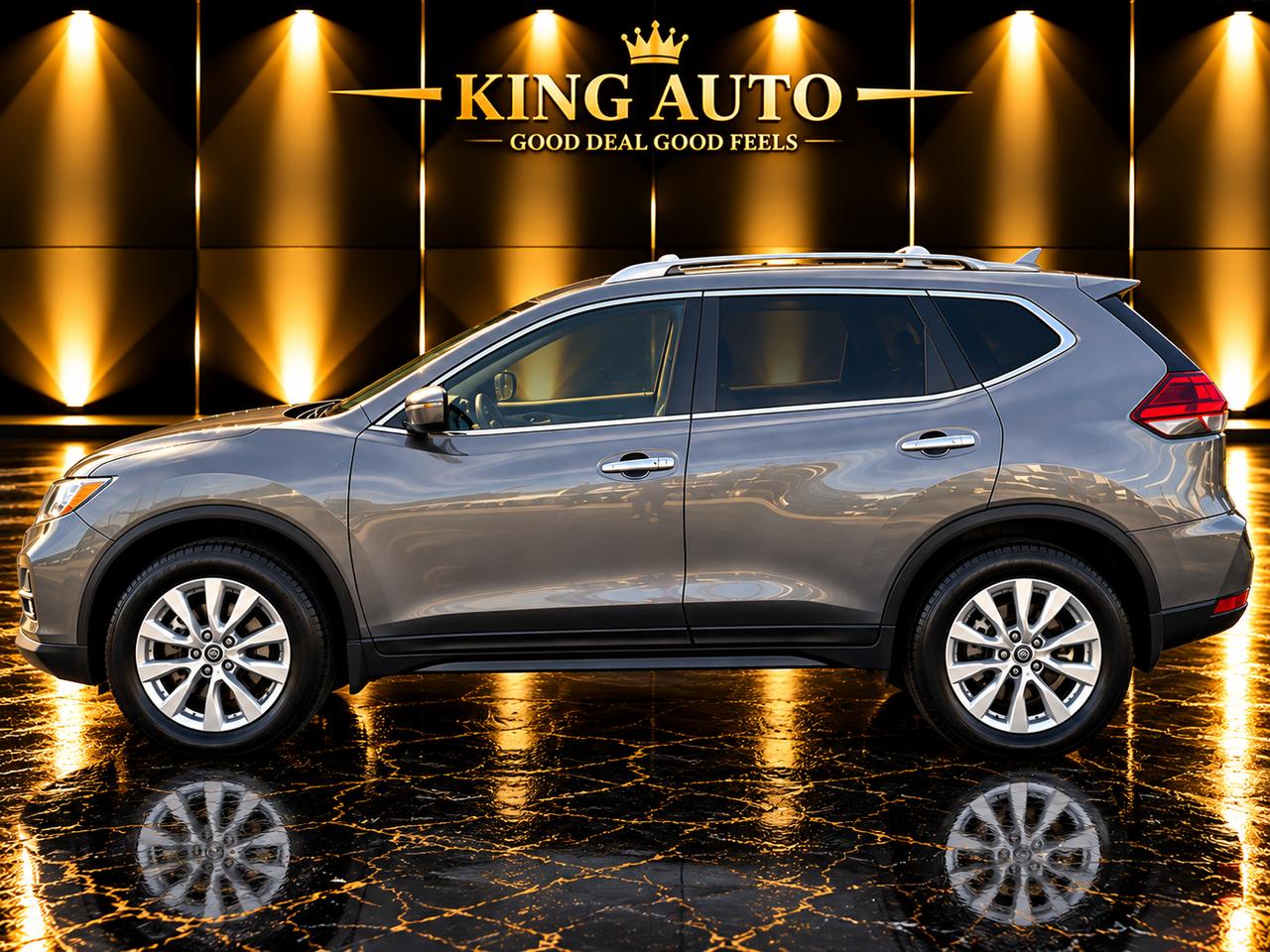 2018 Nissan Rogue SV Photo5
