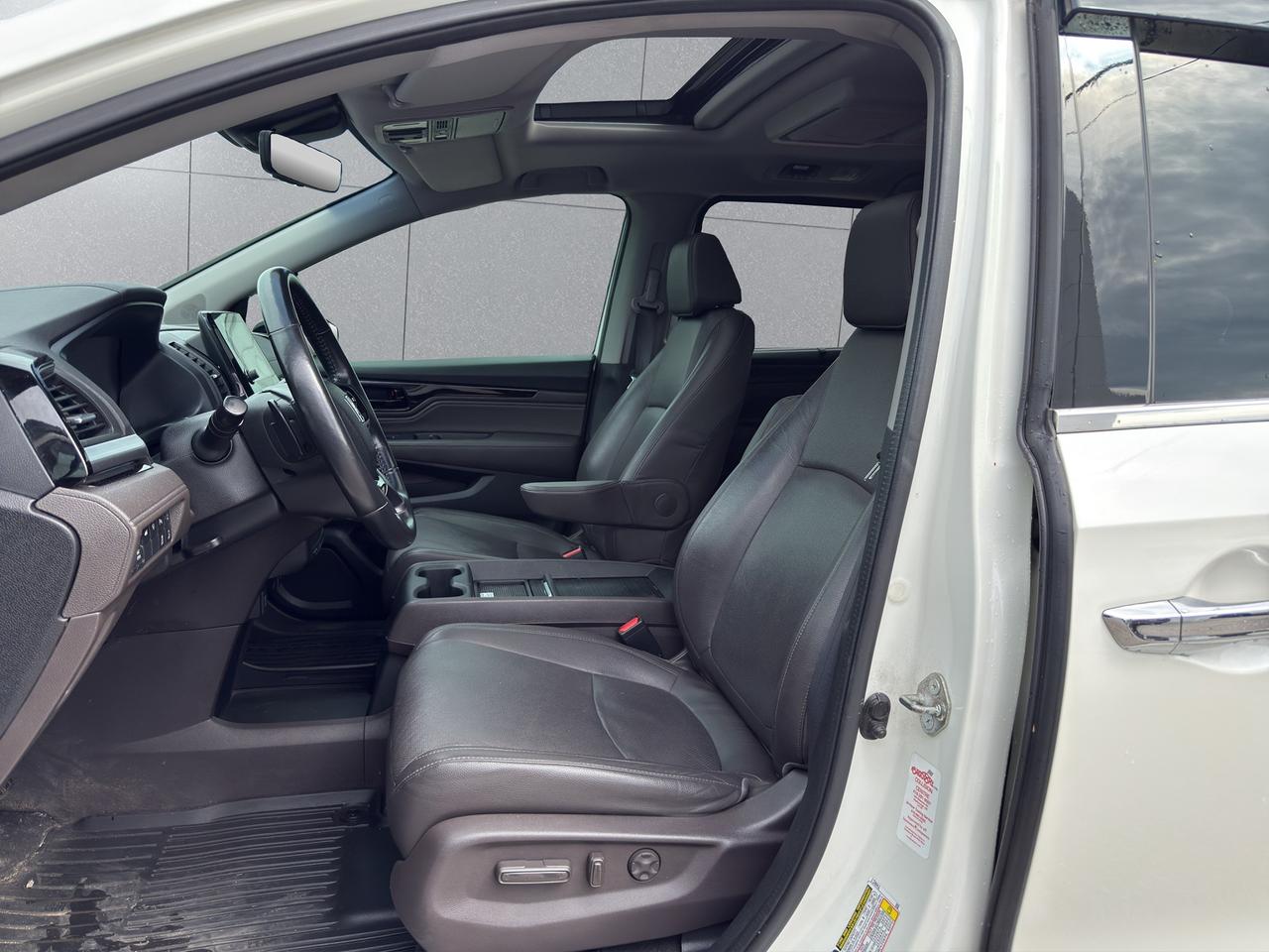 2018 Honda Odyssey Touring Photo