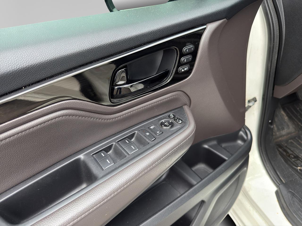 2018 Honda Odyssey Touring Photo