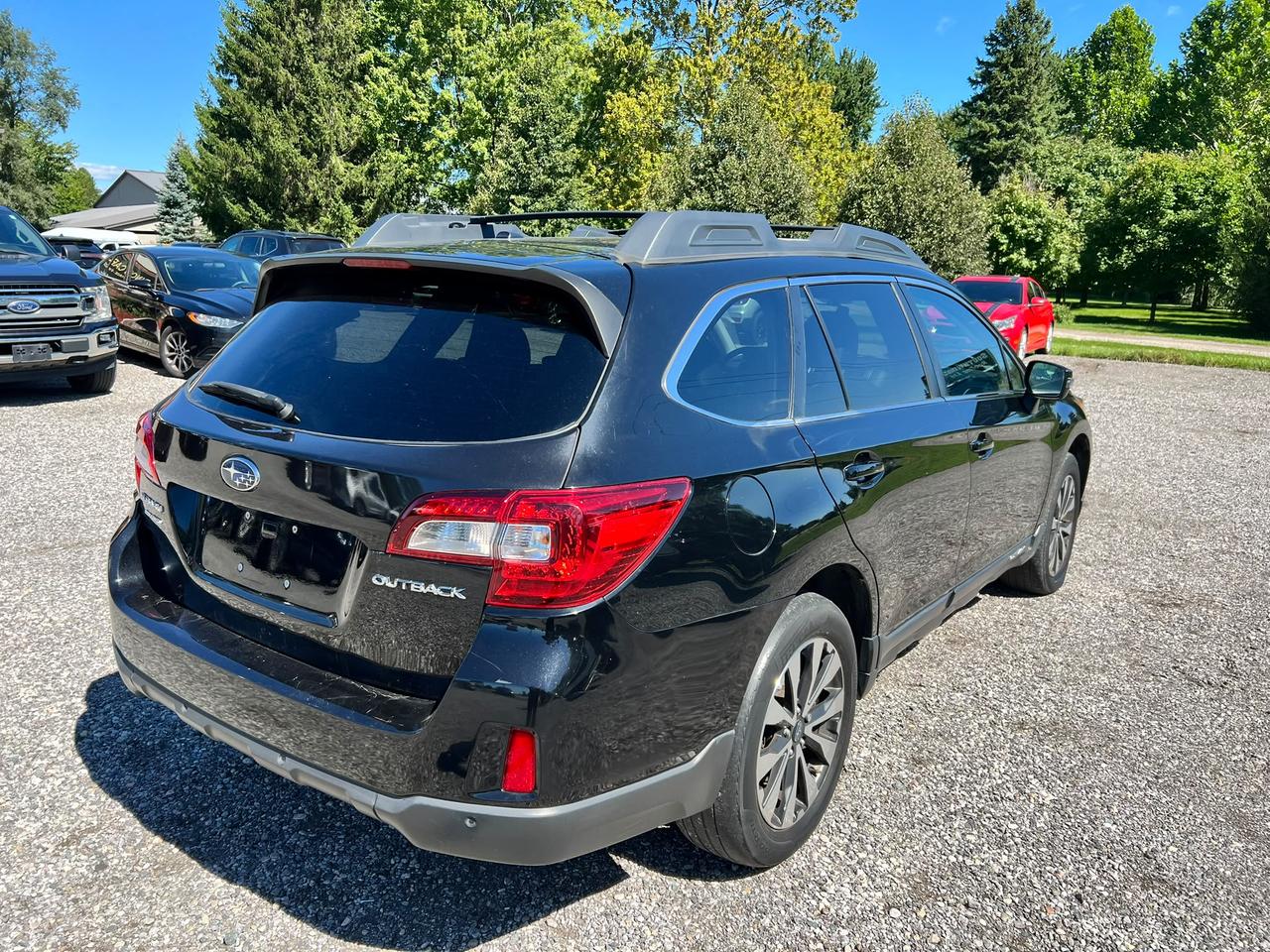 2017 Subaru Outback 2.5i Limited w/Tech Pkg CERTIFIED Photo