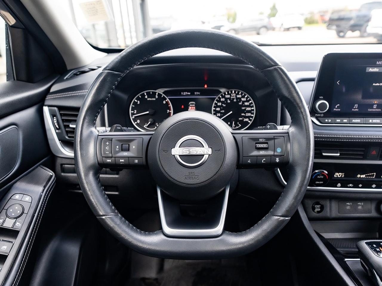 2024 Nissan Rogue AWD SV With Moonroof Photo9