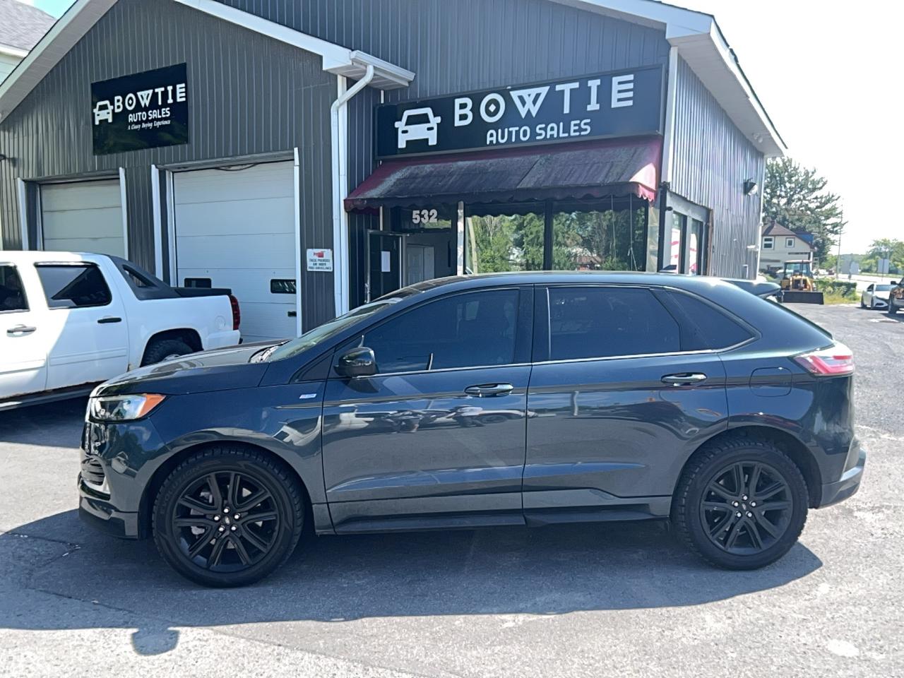 2024 Ford Edge ST Line - Photo #1