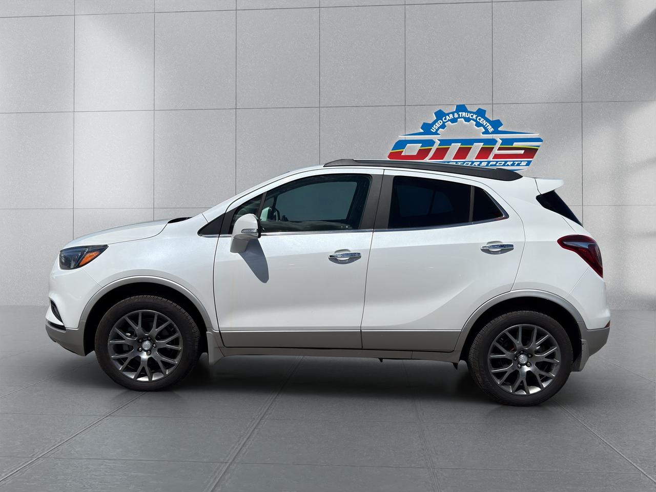 2019 Buick Encore Sport Touring Photo2