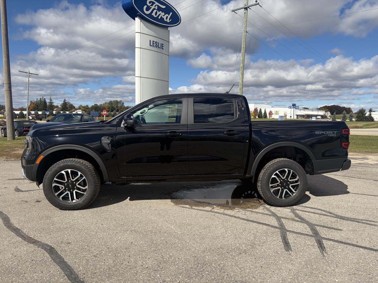 2026 Ford Ranger Lariat Crew Cab 4x4 Photo2