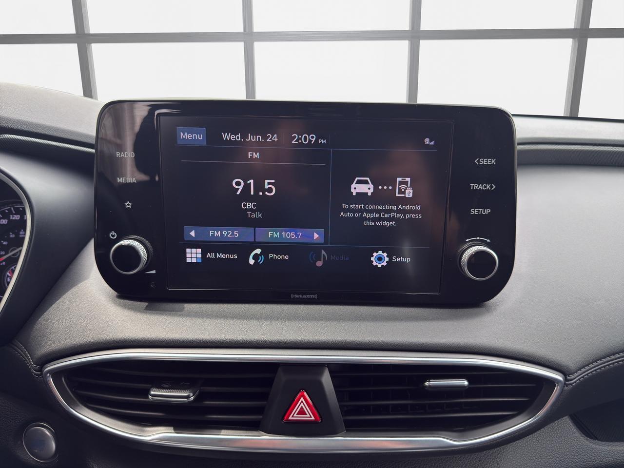 2022 Hyundai Santa Fe Preferred Photo